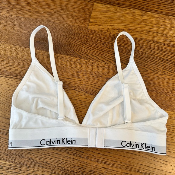 Calvin Klein - Modern Cotton Lightly Lined Triangle Bralette - Picture 2 of 3